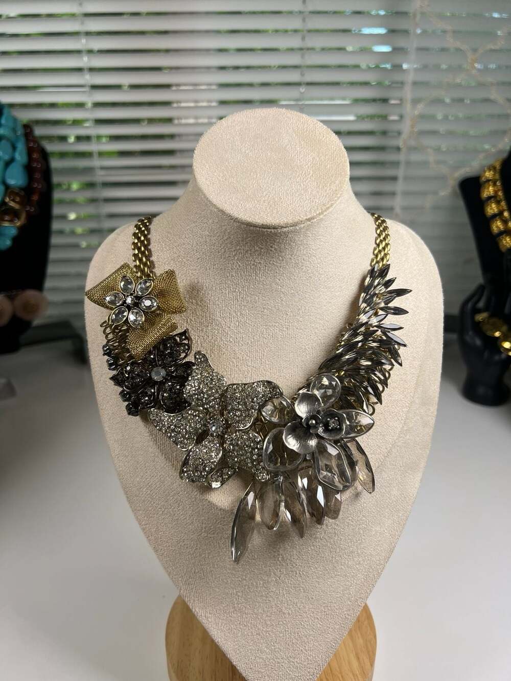 White House Black Market Mixed Metal Floral Crystal Statement Necklace - Picture 2 of 3